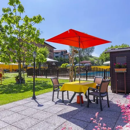 Jasmine Apartment